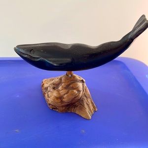 Whale sculpture beautiful mounted on a natural piece of wood